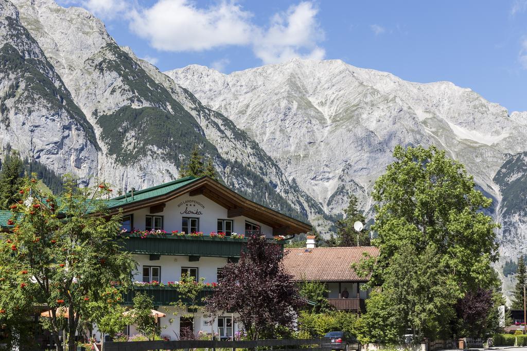 Bio-Landpension Monika Leutasch Buitenkant foto